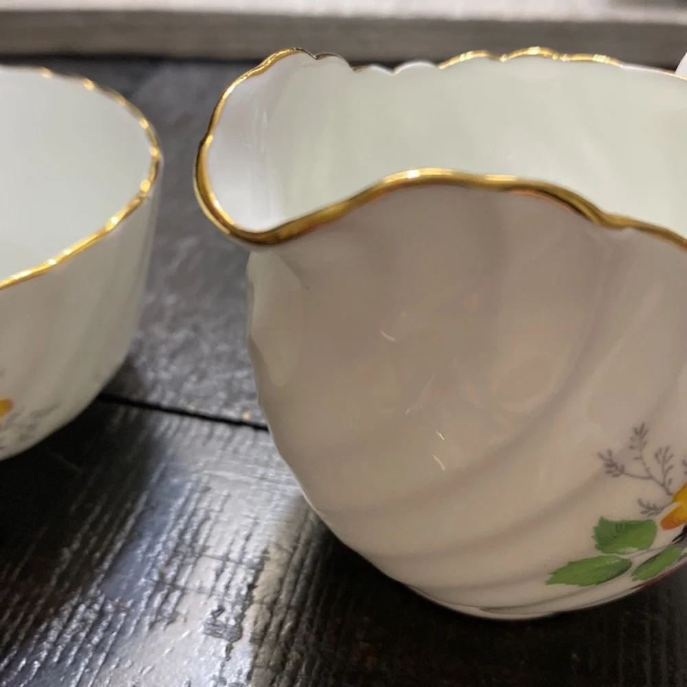 Vintage Adderley  Fine Bone Floral Creamer and Sugar Bowl Set! - Picture 3 of 4